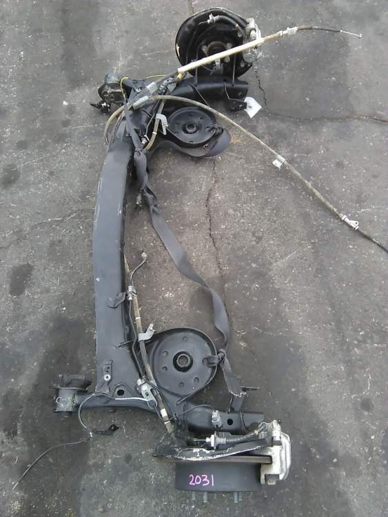 балка на 2zr-fxe TOYOTA VOXY zwr80 (Тойота Вокси) задний балка на 2zr-fxe TOYOTA VOXY zwr80 (Тойота Вокси) задний