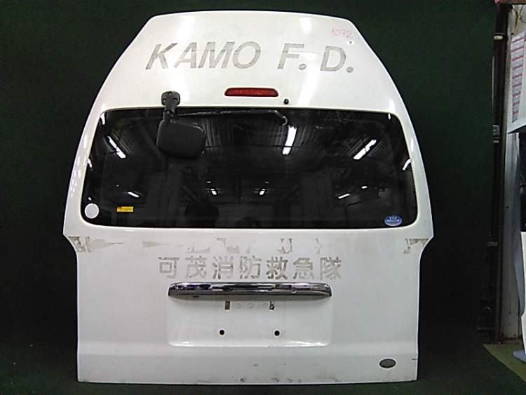 дверь пятая на 2kd-ftv TOYOTA HIACE kdh227 (Тойота Хайс) белый задняя   