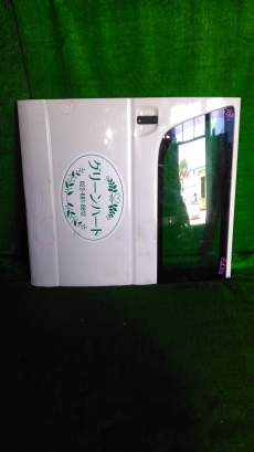 дверь на TOYOTA HIACE KDH205 (Тойота Хайс) БЕЛЫЙ задняялевый