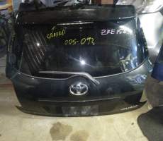 Дверь пятая   TOYOTA AURIS ZRE152  (Тойота Аурис) черный