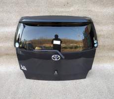 Дверь пятая на TOYOTA BB QNC21 ЧЕРНЫЙ