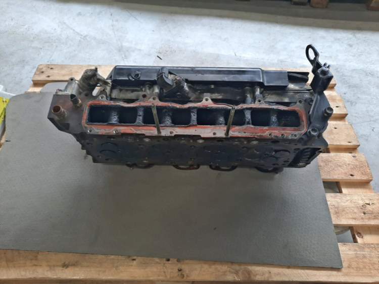 ГОЛОВКА БЛОКА НА ISUZU ELF NKR81 4HL1