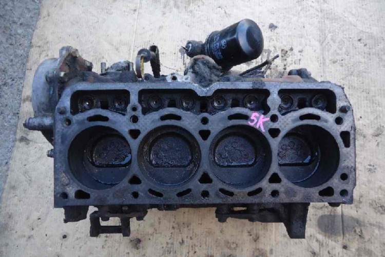 блок двигателя 5K TOYOTA LITE ACE KM36 (Тойота Литайс )
