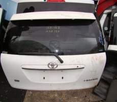 Дверь пятая   TOYOTA COROLLA FIELDER NZE121  (Тойота Королла Филдер) белый