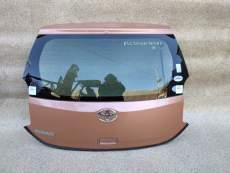 Дверь пятая на TOYOTA PASSO KGC30, KGC35, NGC30 ОРАНЖЕВЫЙ