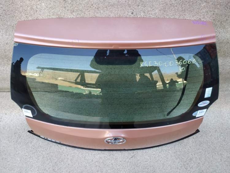 Дверь пятая на TOYOTA PASSO KGC30, KGC35, NGC30 ОРАНЖЕВЫЙ