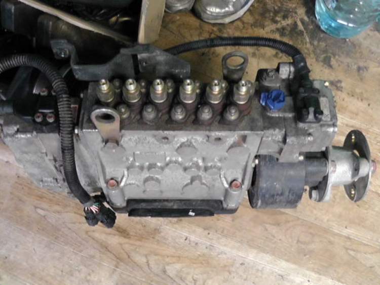 Тнвд на Isuzu Giga 6WF1