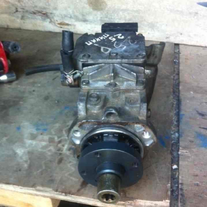 тнвд 16700-VK50A на YD25DDT NISSAN NP300 D22  (Ниссан Нп 300)