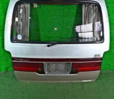 дверь пятая   TOYOTA HIACE ZRE142  (Тойота Хайс) ЧЕРНЫЙ