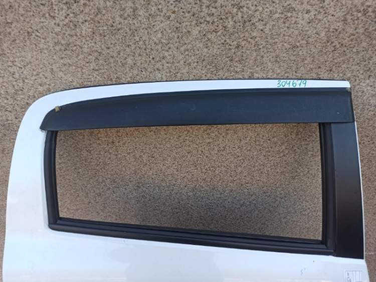 Дверь на MITSUBISHI MIRAGE A05A Задняя Правая ПЕРЛАМУТР Дверь на MITSUBISHI MIRAGE A05A Задняя Правая ПЕРЛАМУТР