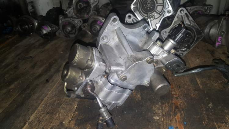 тнвд MD351018 на 4G64 MITSUBISHI CHARIOT N84W В СБОРЕ С РЕГУЛЯТОРОМ (мицубиси шариот)