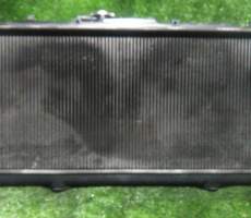 радиатор двигателя 4G93 на MITSUBISHI GALANT EC1A  (Мицубиси Галант)