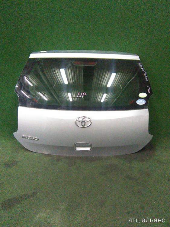 дверь пятая на 1kr-fe TOYOTA PASSO kgc30 (Тойота Пассо) серый задняя   