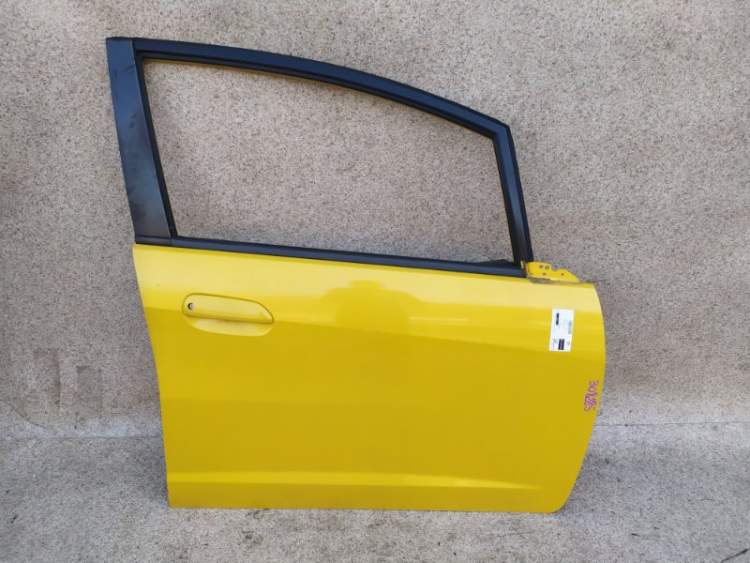 Дверь на HONDA FIT GE6, GE7, GE8, GE9, GP1, GP4 Передняя Правая ЖЕЛТЫЙ