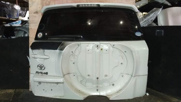 Дверь 5-я Toyota Rav4 ACA31   ПЕРЛАМУТР
