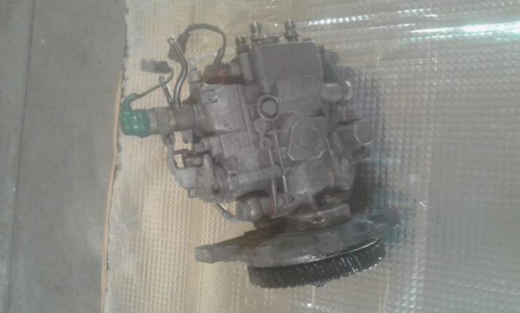 Тнвд на Isuzu ELF 4BE1