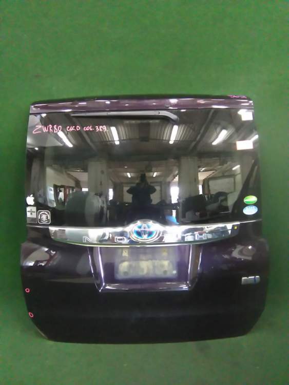 дверь пятая на 3zr-fae TOYOTA NOAH zrr80 (Тойота Ноах) фиолетовый задняя   
