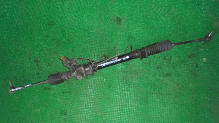 Рулевая рейка на Isuzu Wizard UES73 4JX1 Рулевая рейка на Isuzu Wizard UES73 4JX1
