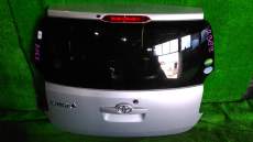 дверь пятая на  TOYOTA SPADE NSP140 (Тойота Спэйд) СЕРЕБРИСТЫЙ