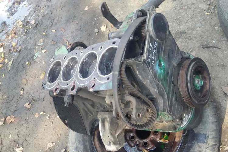 блок двигателя 4SFE TOYOTA MARK II 90 (Тойота Марк 2 )