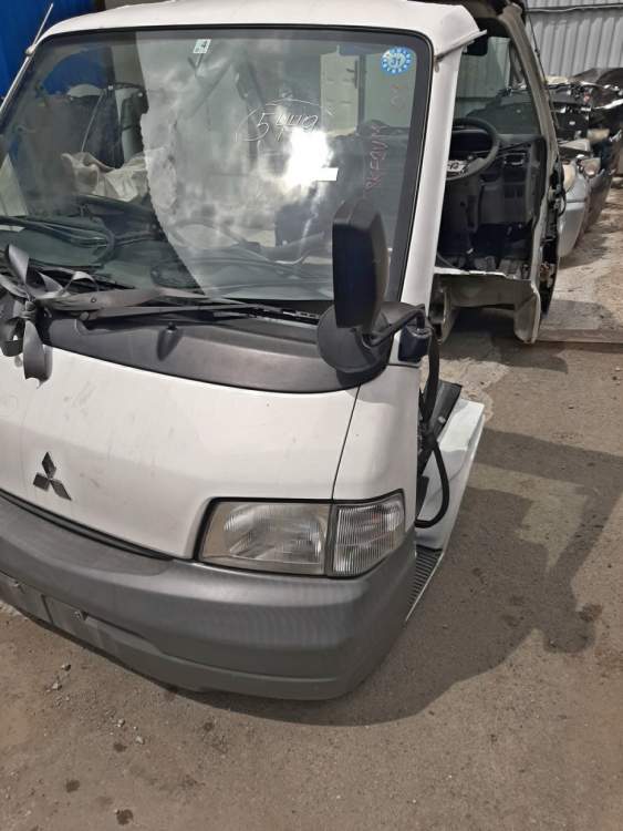Ноускат  на RF-T MITSUBISHI  DELICA SKF2VM (Мицубиси  Делика) БЕЛЫЙ