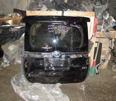 Дверь пятая   TOYOTA VOXY ZWR80  (Тойота Вокси) ЧЕРНЫЙ